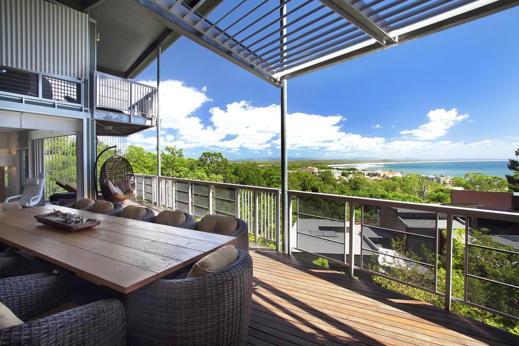 Peppers Noosa Resort And Villas Eksteriør billede A view from a balcony